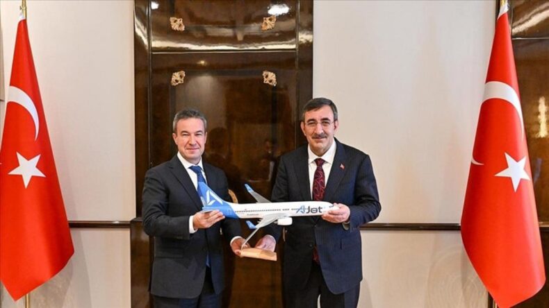 Cumhurbaşkanı Yardımcısı Yılmaz, AJet Genel Müdürü Sarp’ı kabul etti
