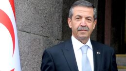 Dışişleri Bakanı Ertuğruloğlu basın camiasının 11 Temmuz Basın Günü’nü kutladı