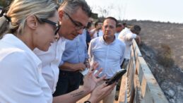 Erhürman, Limasol’da yangın bölgesinde incelemelerde bulundu