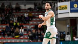 Erten Gazi yeniden Türkiye’de. Milli oyuncu, ligin yeni takımı Esenler Erokspor ile anlaştı