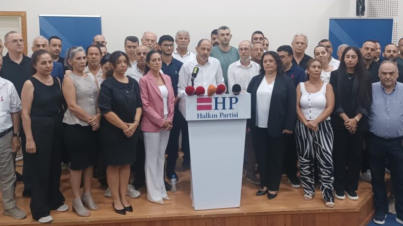 Özersay: Halkın Partisi Cumhurbaşkanı adayı çıkarmaması yönünde karar almıştır