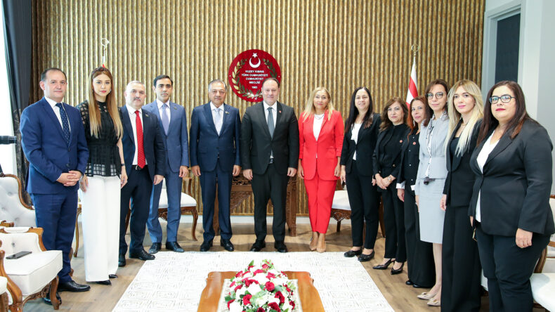 Öztürkler, Azerbaycan heyetini kabul etti