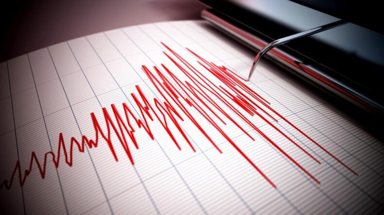 Son dakika: Antalya’da 4,1 büyüküğünde deprem! Naci Görür’den açıklama geldi