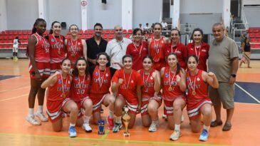 U16 Kadınlar’da Levent şampiyon