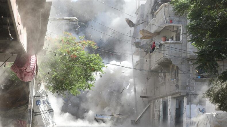 İsrail, Gazze’de Han Yunus kentindeki Filistin Kızılayı karargahını bombaladı