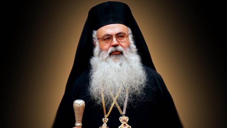 Başpiskopos, İsrail’den füze alınca küstahlaştı: Türkleri kovacağız