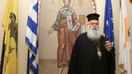 Başpiskopos’tan Erhürman’a küstah sözler! Umduğunu bulamadı