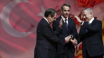 Doğu Akdeniz’de üst üste yanlış hamle: Türkiye’ye karşı Rumları öne sürmek büyük risk