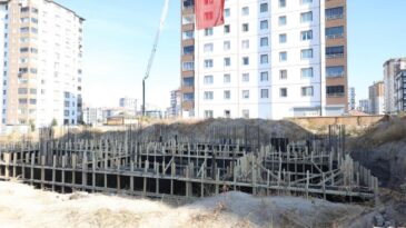 Hayırsever belediye işbirliği! Mustafa Ulubaş İlkokulu’nun temeli atıldı