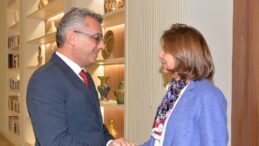 Cumhurbaşkanı Erhürman, Holguin’i kabul etti