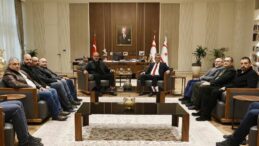 Cumhurbaşkanı Erhürman, Toplu Taşımacılar Birliği’ni kabul etti