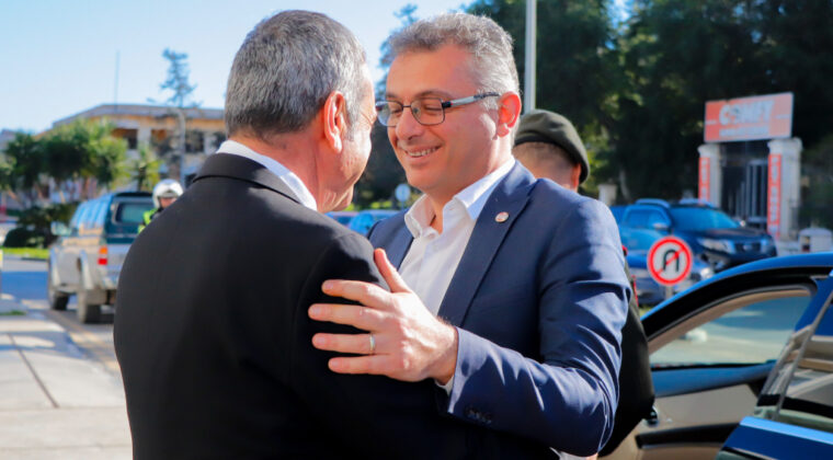 Cumhurbaşkanı Erhürman, Uluçay’ı ziyaret etti