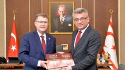 Erhürman TDK Başkanı Mert’i kabul etti