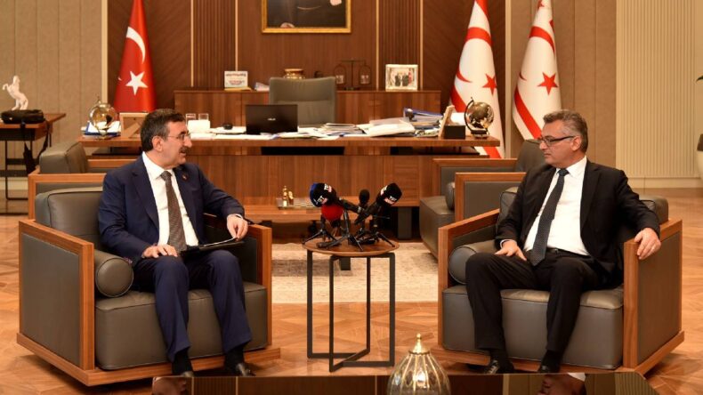 Erhürman, Yılmaz’ı kabul etti: Kıbrıs Türk halkının egemenlik hakkı tartışılamaz
