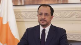 Hristodulidis, Holguin’in ay sonundan önce adada olacağını söyledi