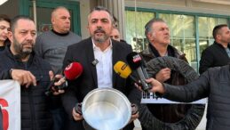 Hür-İş Federasyonu’ndan asgari ücrete itiraz: Asgari ücret bir geçim ücretidir!