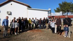 İskele Belediyesi Ötüken Özel Eğitim Okulu’nda meyve bahçesi oluşturdu