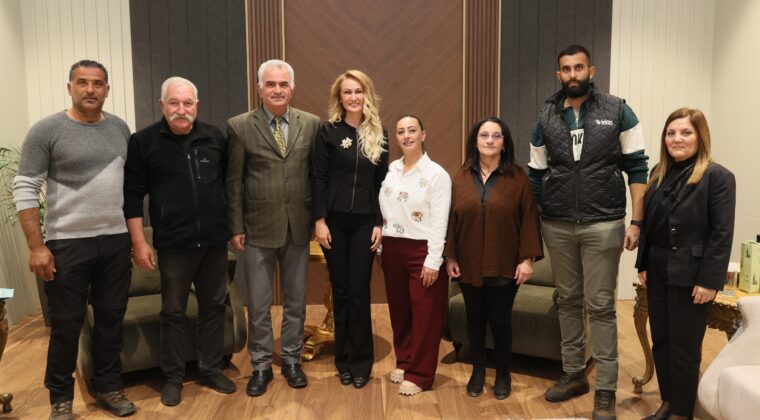 Nilden Bektaş Erhürman, Kalkanlı Anıt Zeytin Ağaçları Koruma Birliği heyetiyle bir araya geldi