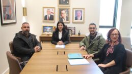 Özdenefe “Beleşe Deniz, Plajlar Halkındır” hareketi üyelerini kabul etti