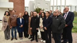 Tıp ve diş hekimliğinde uzmanlık kriterlerini düzenleyen yasa tasarısı protesto edildi