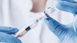 Uzmanlar HPV aşısına dikkat çekti: Aileler kızlarına gönül rahatlığıyla aşı yaptırabilir