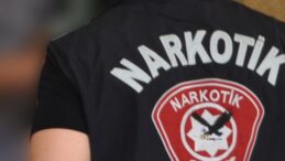 Arama yapılan araçta kokain çıktı, yolcu ve sürücü tutuklandı