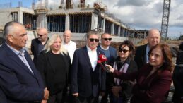 Başbakan Üstel Pamuklu Devlet Hastanesi inşaatında incelemelerde bulundu