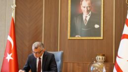 Erhürman: Ciddiyet ve nezaketle bağdaşmayan açıklamalara yanıt vermekten vazgeçeli çok oldu