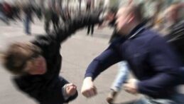 Girne’de çıkan tartışmada bir kişinin burun ve elmacık kemiği kırıldı