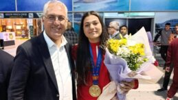 Milli sporcu Sedef Nergiz boksta Türkiye şampiyonu oldu