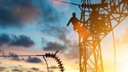 Yayla köyünün bazı bölgelerinde perşembe günü üç saatlik elektrik kesintisi yapılacak